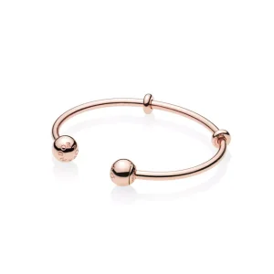 (bild till) Moments PANDORA Rose Öppen armring 586477