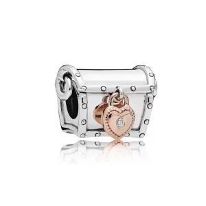 (bild till) PANDORA Club Charm 2019 Berlock 787792D