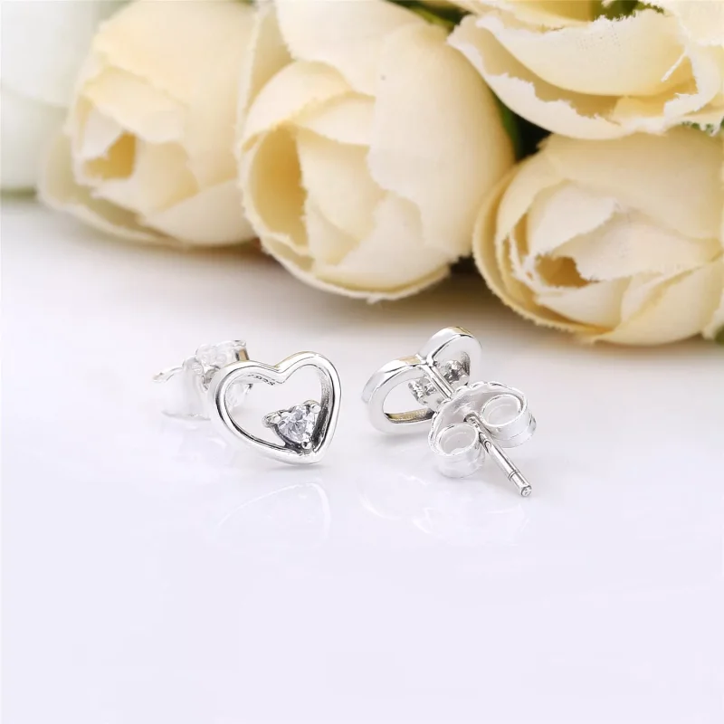 (bild till) PANDORA Asymmetric Hearts of Love Stiftörhängen 297813CZ - View 4