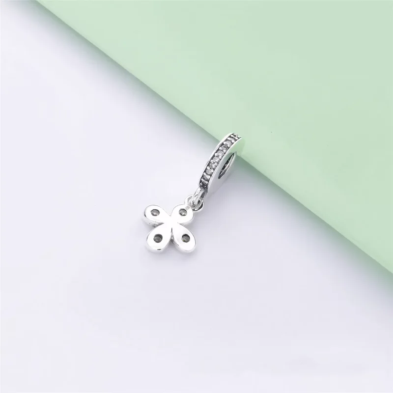 (bild till) PANDORA Four-Petal Flower Hängberlock 797969CZ - View 4