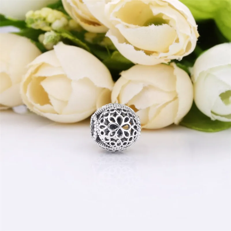 (bild till) PANDORA Genombrutna blomma Berlock 797853 - View 2
