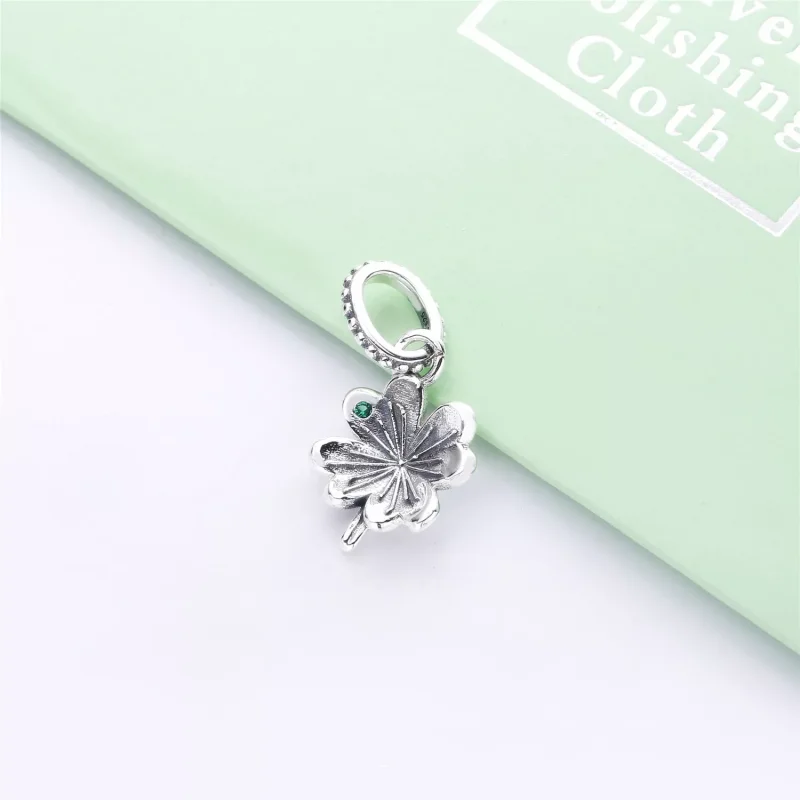 (bild till) PANDORA Lucky Four-Leaf Clover Hängsmycke 397965NAG - View 3