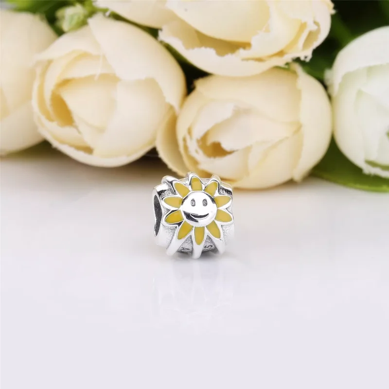 (bild till) Pandora Berlock Emalj Sol - 790532En20 - View 2