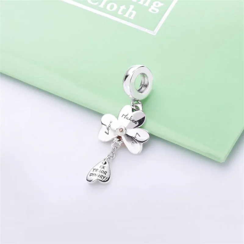 (bild till) PANDORA Clover & Ladybird Hängberlock 787877 - View 3