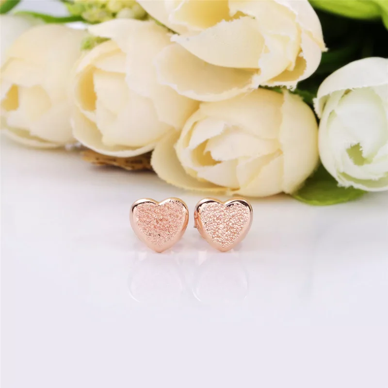 (bild till) PANDORA Matte Brilliance Hearts Örhängen 287928 - View 2