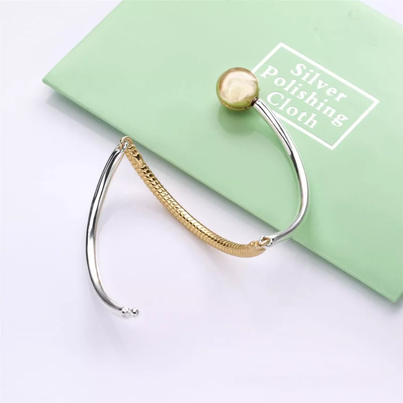 (bild till) Pandora Armring Tre Länkar 14 Karats Guldpläterad - 568143 - View 2