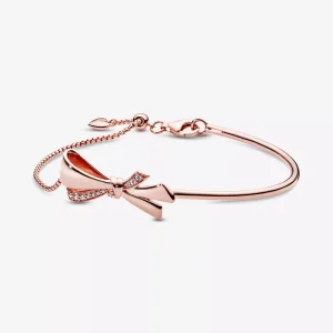 (bild till) Pandora Armring Utsmyckad Rosett 14 Karat Roséguld - 587242Cz