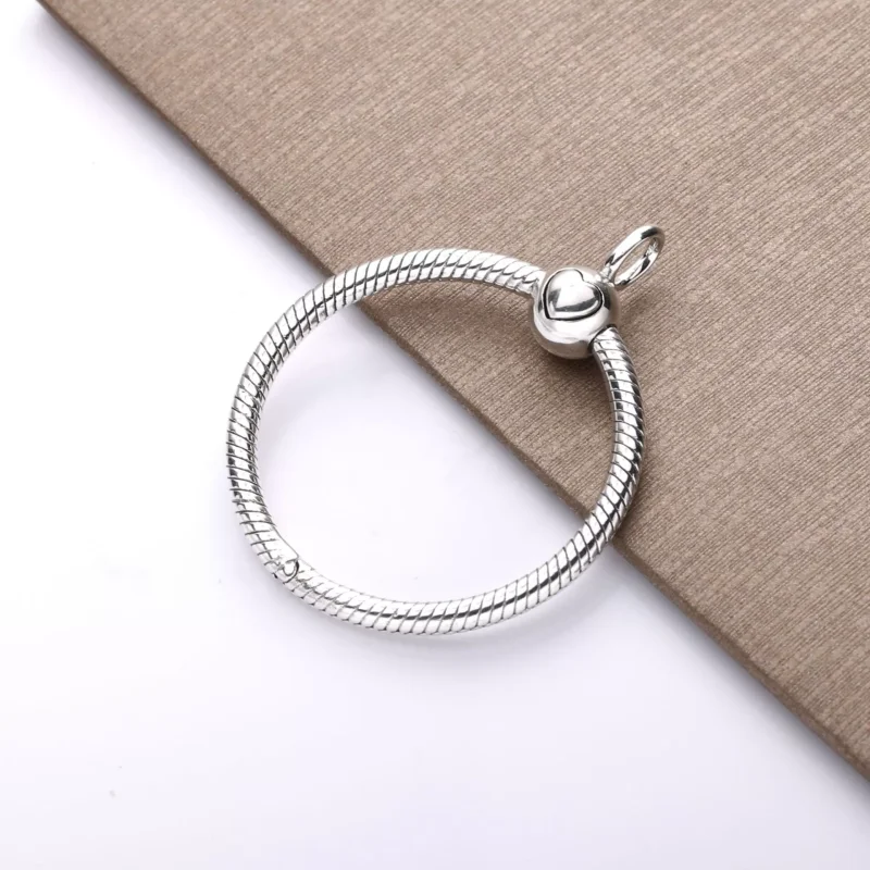 (bild till) Pandora Moments Medium O Pendant - 398256 - View 2