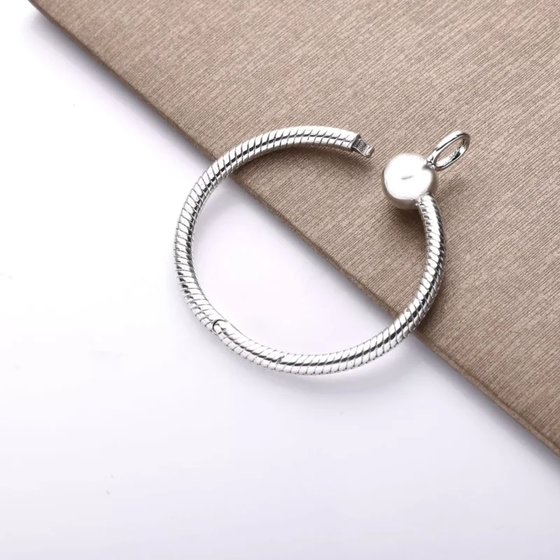 (bild till) Pandora Moments Medium O Pendant - 398256 - View 3
