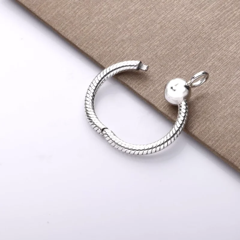 (bild till) Pandora Moments Small O Pendant - 398296 - View 3