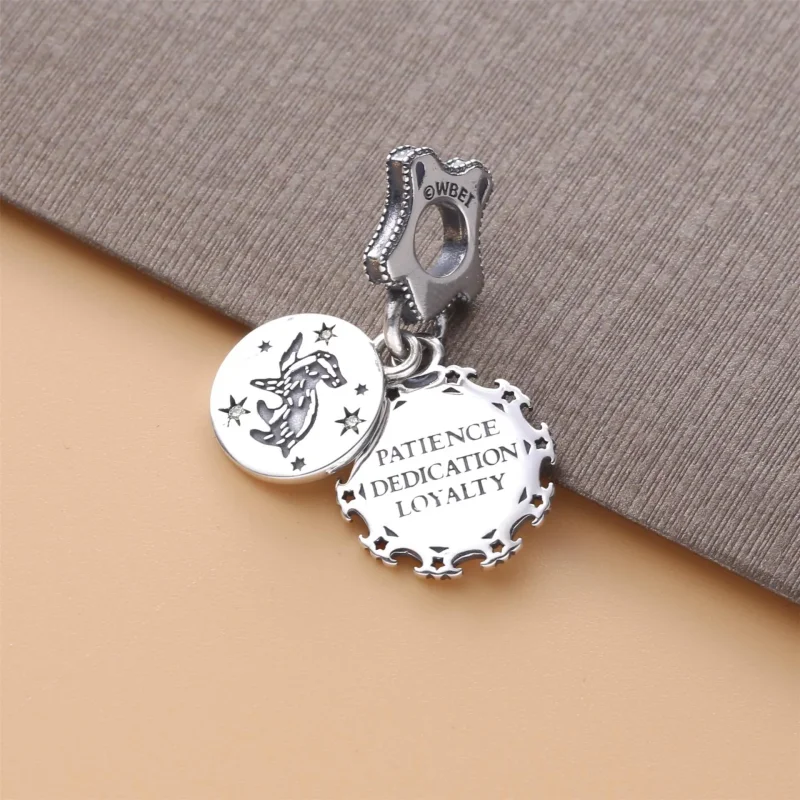 (bild till) Harry Potter, Hufflepuff Hängberlock - 798832C01 - View 3