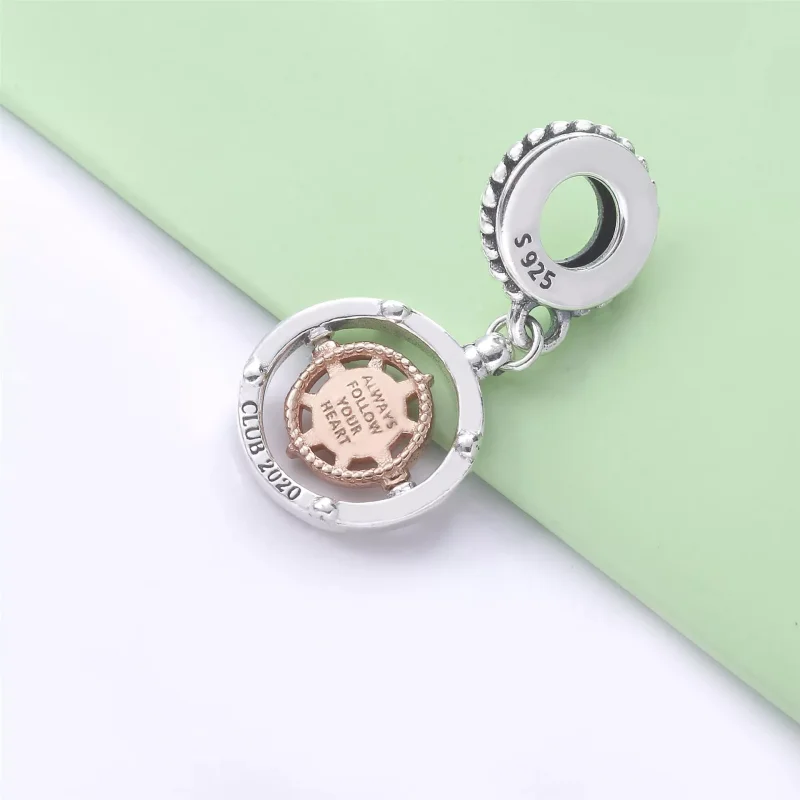 (bild till) Pandora Hängberlock Pandora Club 2020 -Kompass 14 Karat Roséguld - 788590C01 - View 4