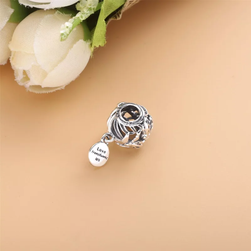 (bild till) Pandora Berlock Openwork Trollslända Kärlek - 798814C00 - View 4