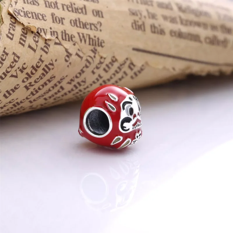 (bild till) Pandora Berlock Röd Daruma Docka - 798920C01 - View 3