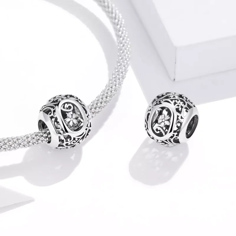 (bild till) Pandora Stil Berlock Openwork Flower Letter O - Scc1444-O - View 4
