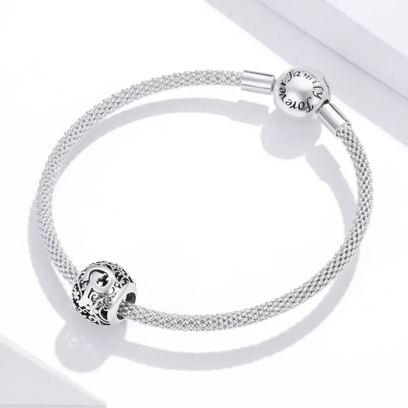 (bild till) Pandora Stil Berlock Openwork Flower Letter P - Scc1444-P - View 3