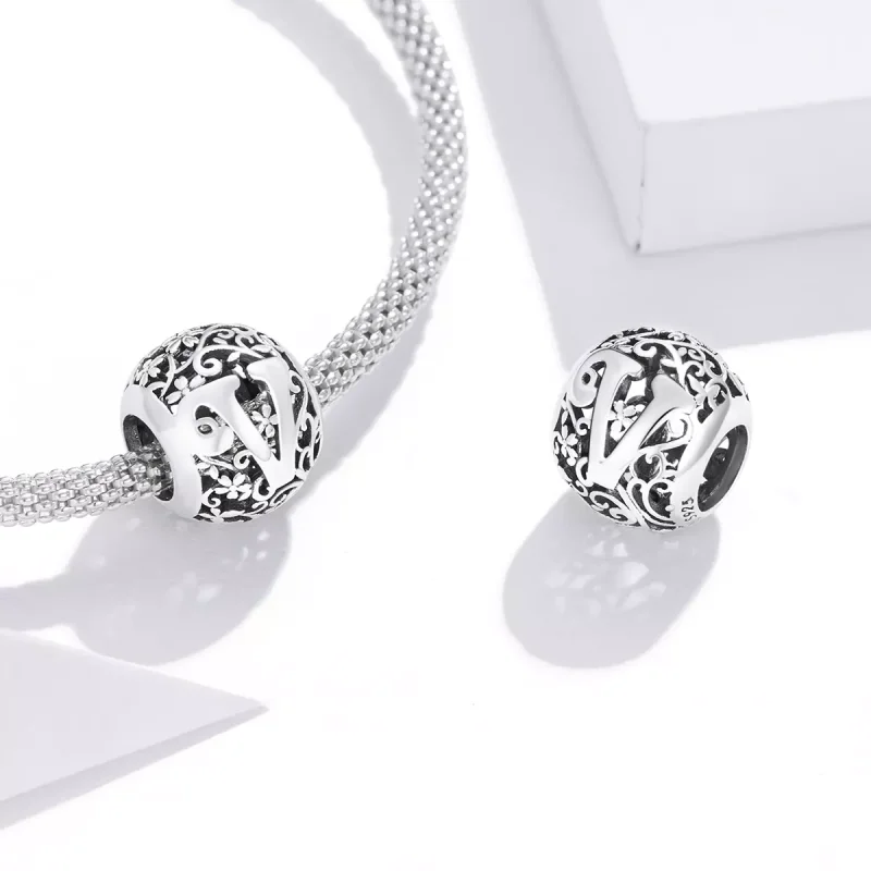 (bild till) Pandora Stil Berlock Openwork Flower Letter V - Scc1444-V - View 4