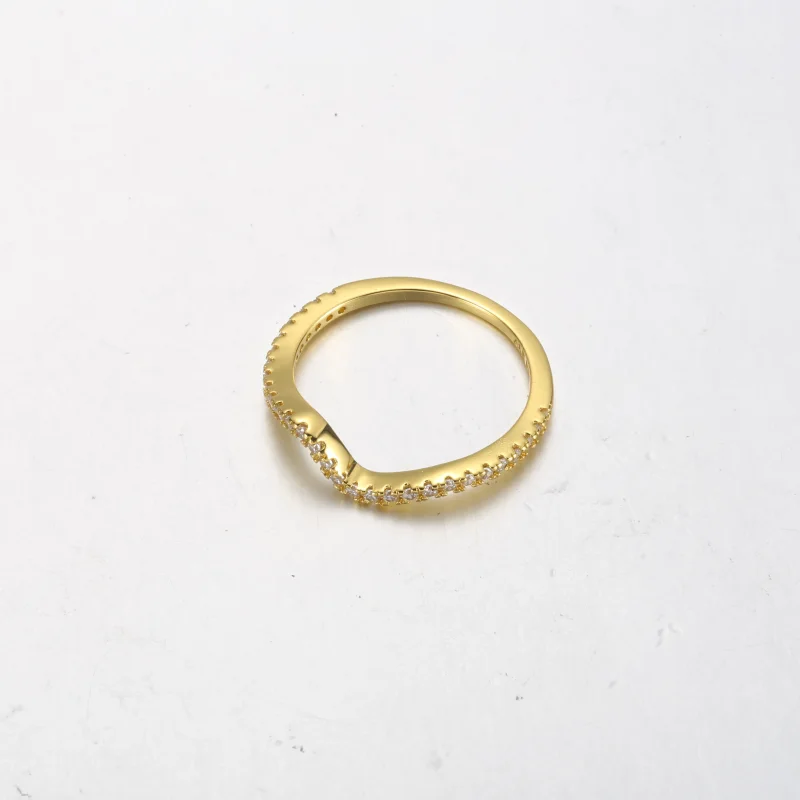 (bild till) PANDORA Glittrande Våg Ring - 162539C01 - View 6