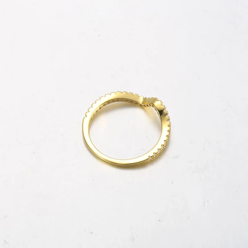 (bild till) PANDORA Glittrande Våg Ring - 162539C01 - View 7