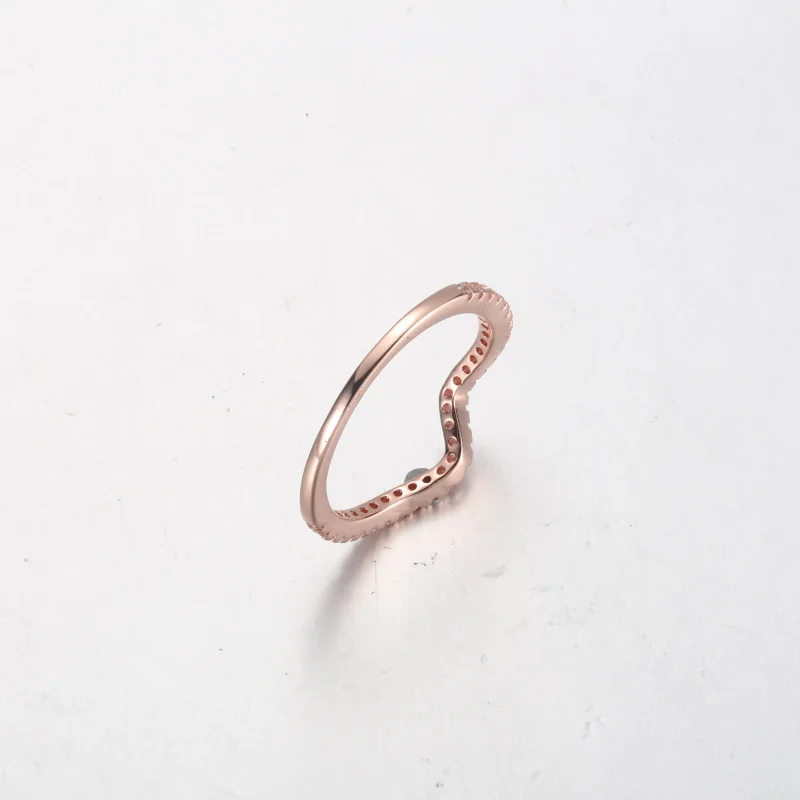 (bild till) PANDORA Glittrande Våg Ring - 182539C01 - View 8