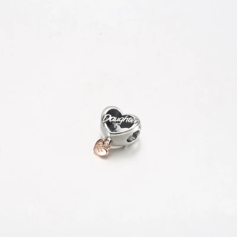 (bild till) PANDORA Kärlek Till Dig Dotter Hjärta Charm - 782327C00 - View 8