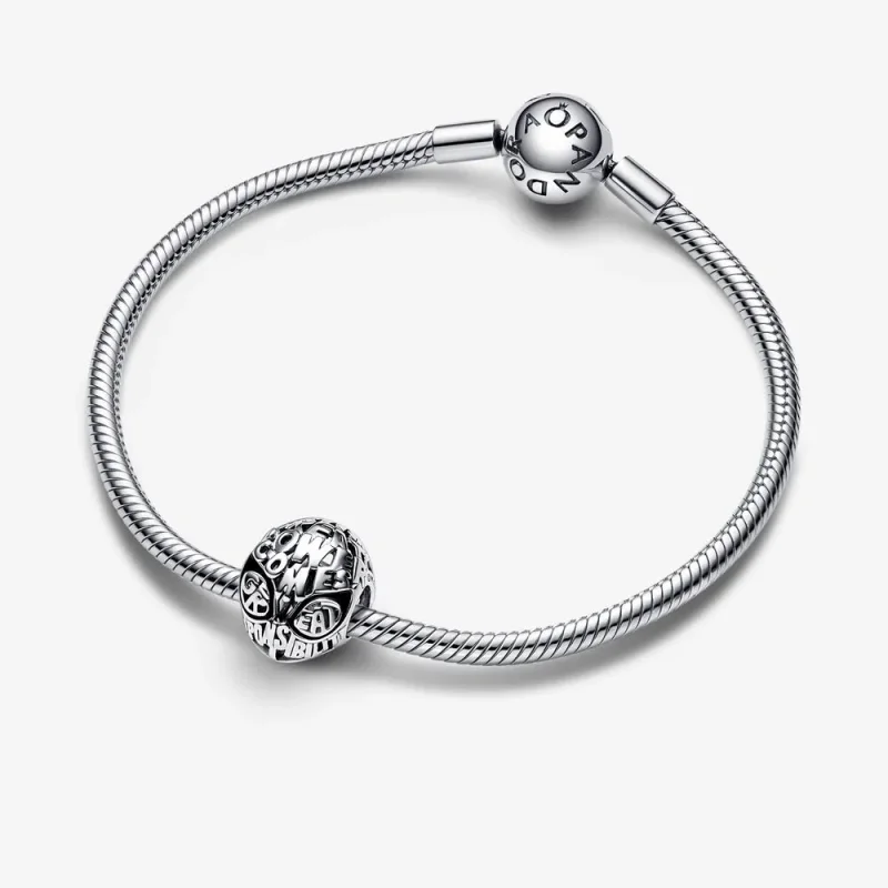(bild till) PANDORA Marvel Spider-Man Mask Charm - 792351C01 - View 4