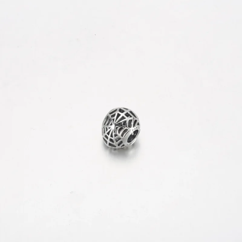 (bild till) PANDORA Marvel Spider-Man Mask Charm - 792351C01 - View 6