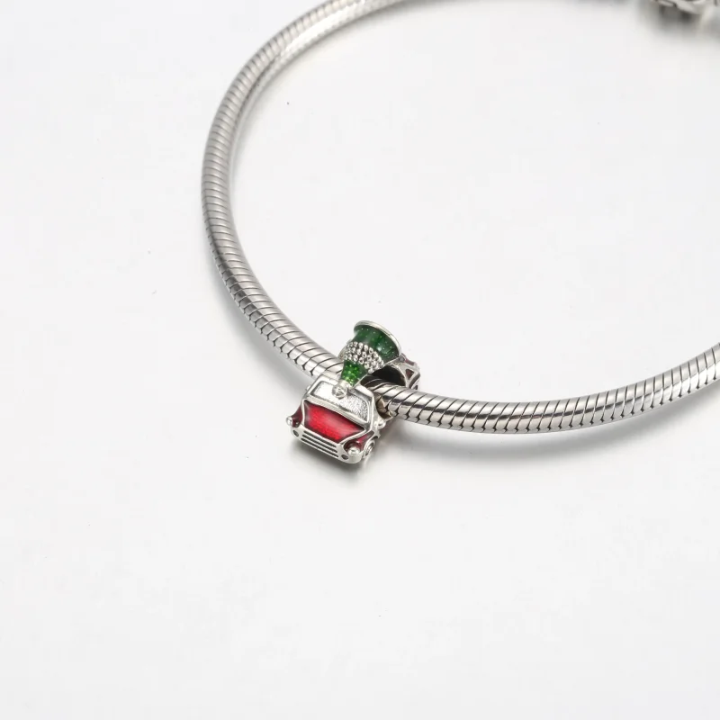 (bild till) PANDORA Festiv Bil & Julgran Charm - 792358C01 - View 12
