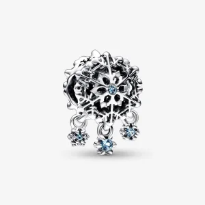 (bild till) PANDORA Isig Snöflinga Droppe Charm - 792367C01