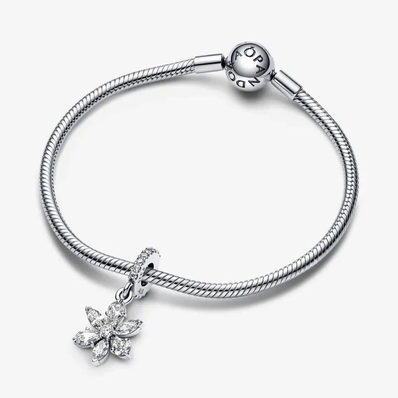 (bild till) PANDORA Glittrande Herbarium Kluster Hängande Charm - 792382C01 - View 4