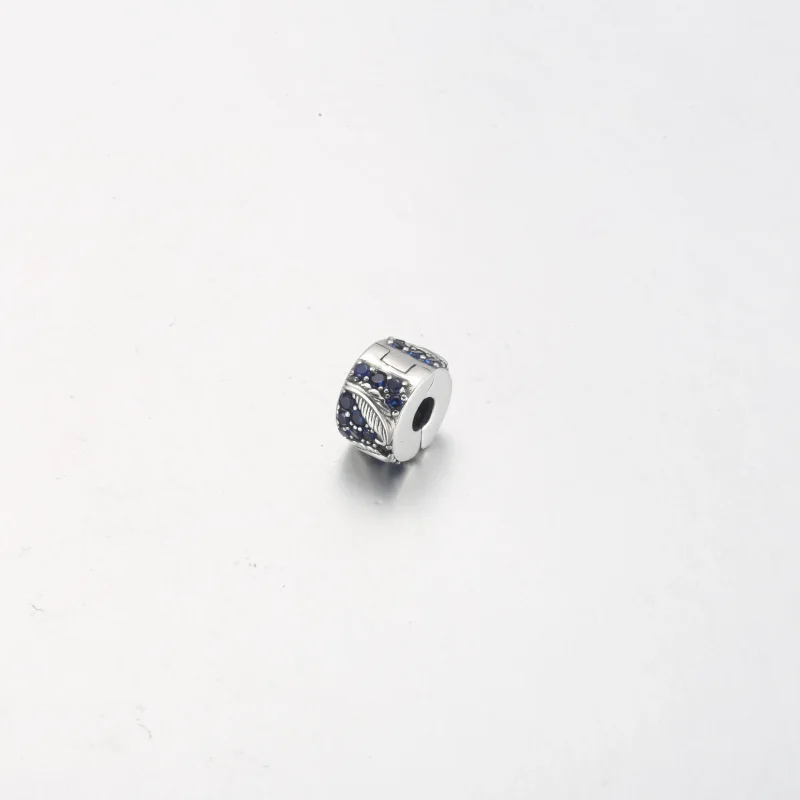 (bild till) PANDORA Böjdfjäder- och Pavé-klämcharm - 792552C01 - View 5