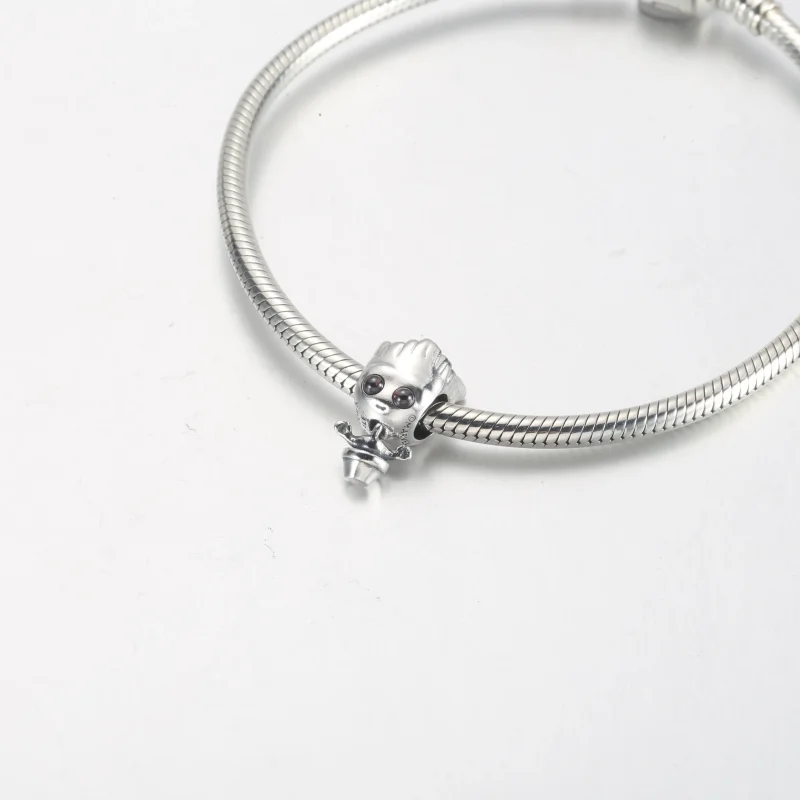 (bild till) PANDORA Marvel Guardians of the Galaxy Dansande Groot-charm - 792554C01 - View 12