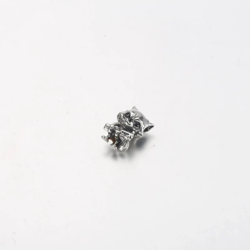 (bild till) PANDORA Marvel Guardians of the Galaxy Rymdpälsvrål Charm - 792563C01 - View 6