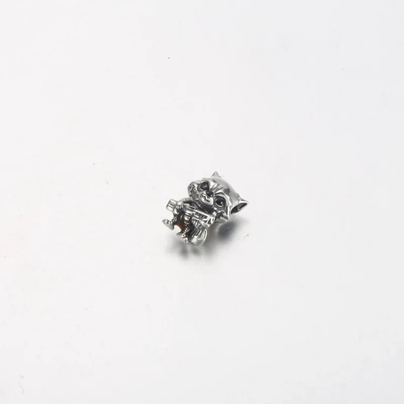 (bild till) PANDORA Marvel Guardians of the Galaxy Rymdpälsvrål Charm - 792563C01 - View 10