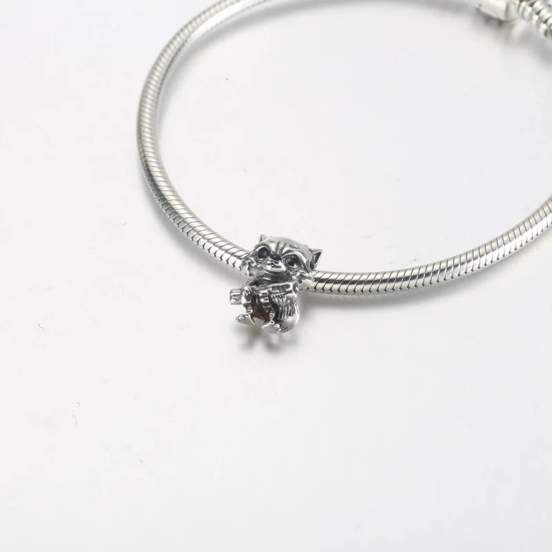 (bild till) PANDORA Marvel Guardians of the Galaxy Rymdpälsvrål Charm - 792563C01 - View 12