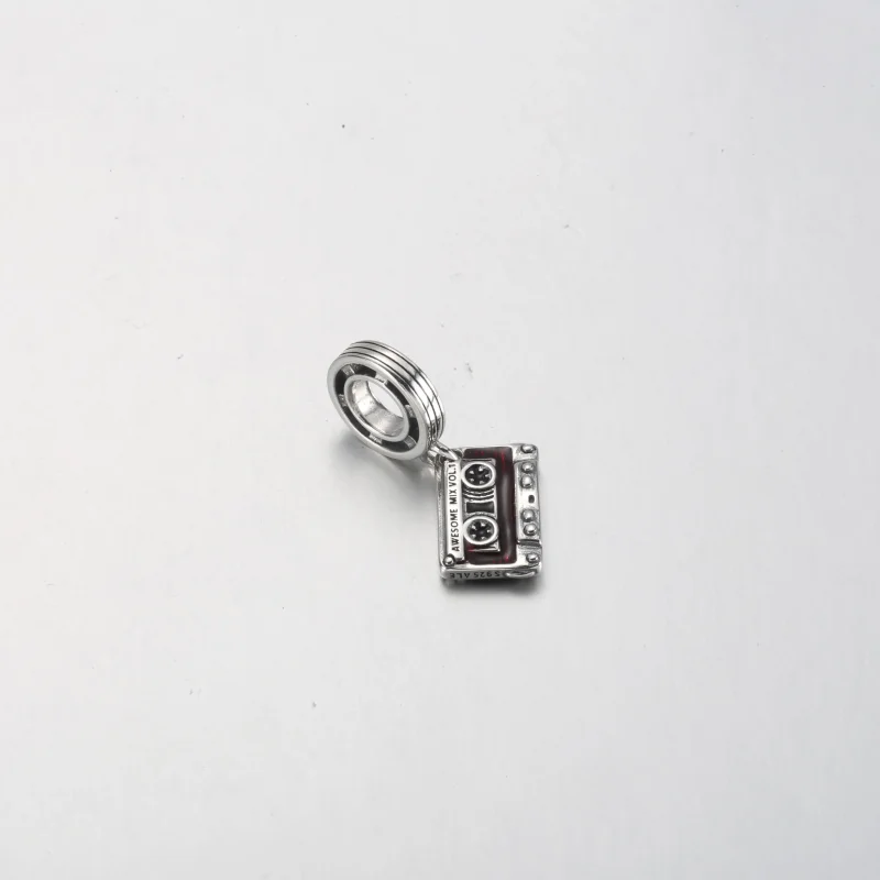 (bild till) PANDORA Marvel Guardians of the Galaxy Kassettbandshängsmycke - 792564C01 - View 6