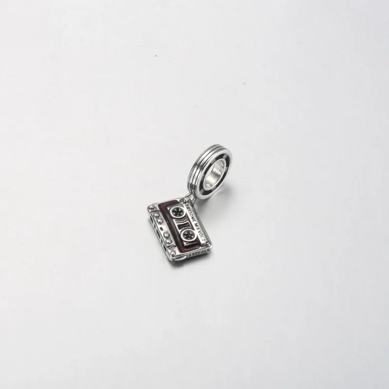 (bild till) PANDORA Marvel Guardians of the Galaxy Kassettbandshängsmycke - 792564C01 - View 8