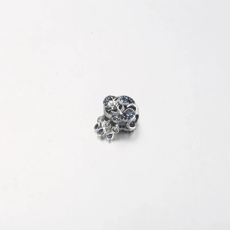 (bild till) PANDORA Moln & Svala Charm - 792569C01 - View 10