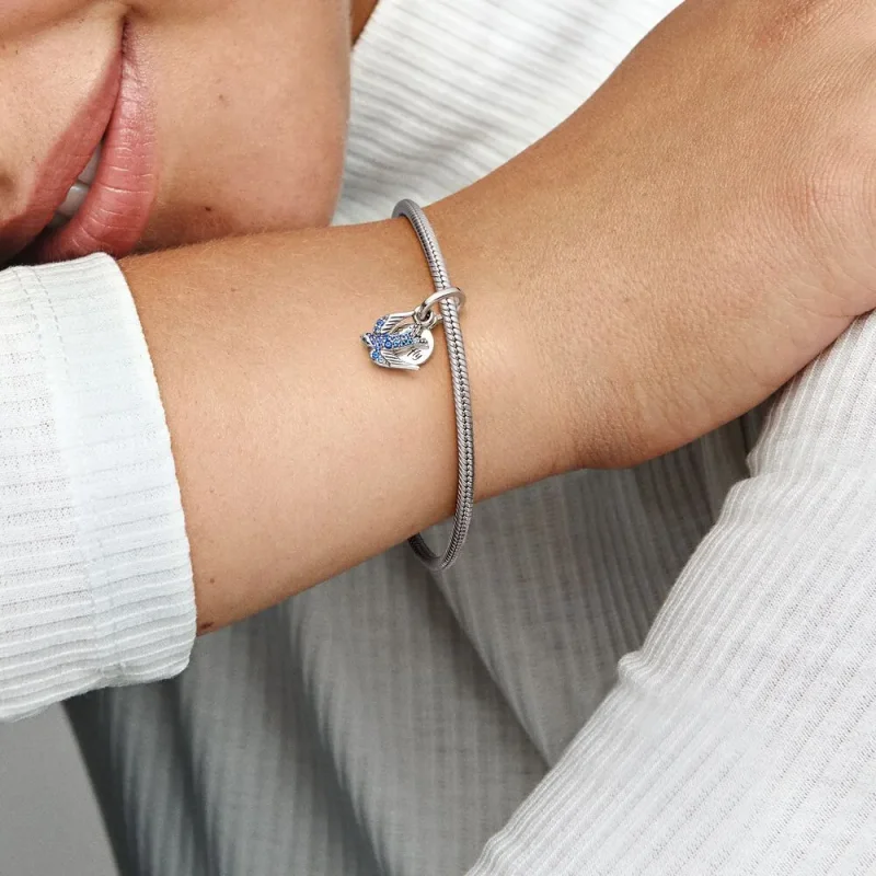 (bild till) PANDORA Glittrande Svala & Citat Dubbelhängande Charm - 792570C01 - View 3