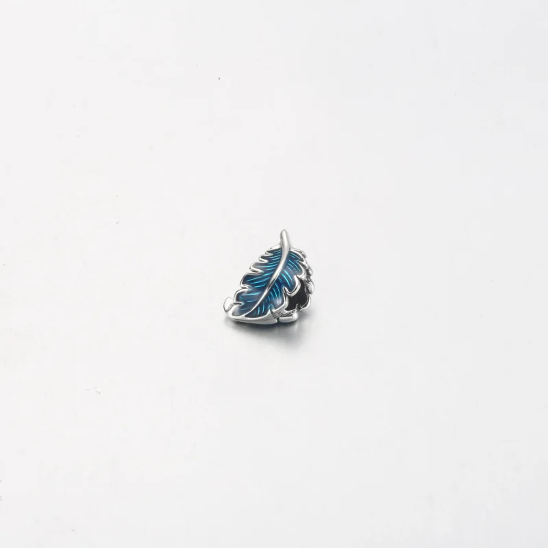 (bild till) PANDORA Blå Böjdfjäder Charm - 792576C01 - View 9
