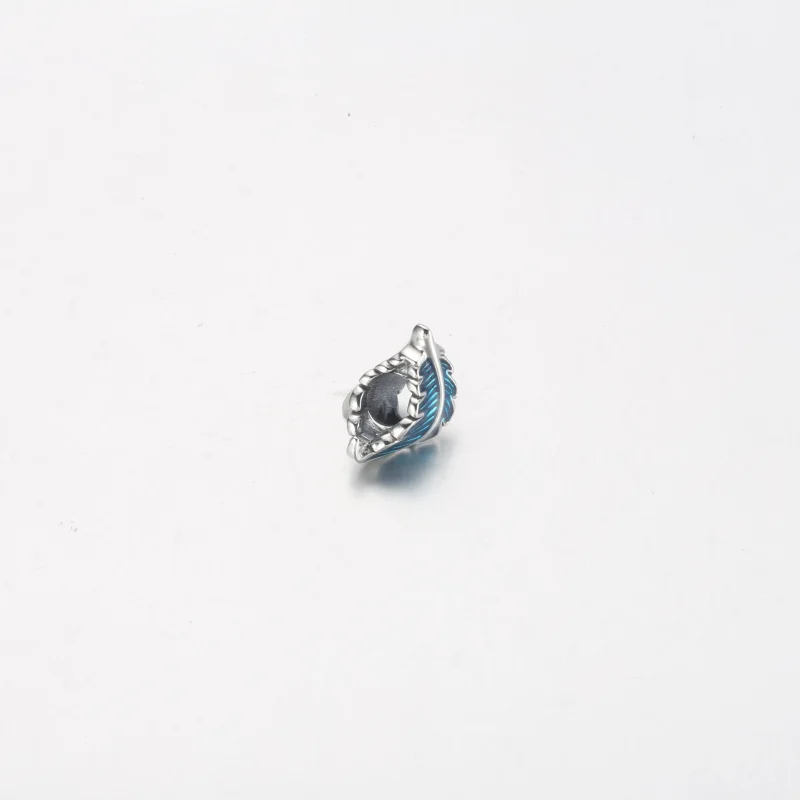 (bild till) PANDORA Blå Böjdfjäder Charm - 792576C01 - View 11