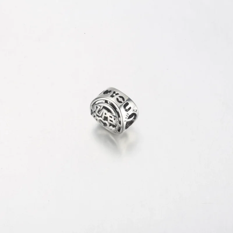 (bild till) PANDORA Mom Hero Openwork Charm - 792644C00 - View 6