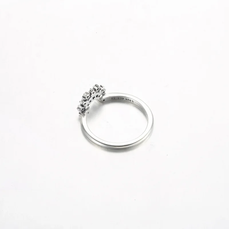 (bild till) Pandora Celestial Blue Sparkling Moon Ring - 192675C01 - View 4