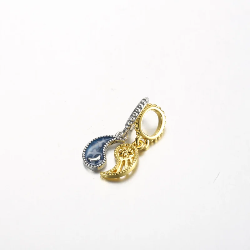 (bild till) Pandora Two-tone Delbar Sol & Måne Hängecharm - 762678C01 - View 2