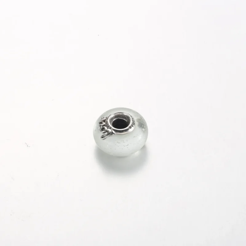(bild till) Pandora Glittery White Murano Glass Mum & Love Charm - 792655C00 - View 3
