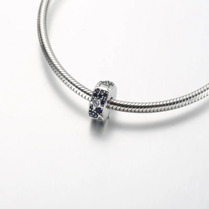(bild till) Pandora Celestial Sol, Stjärna & Måne Clip Charm - 792681C01 - View 5