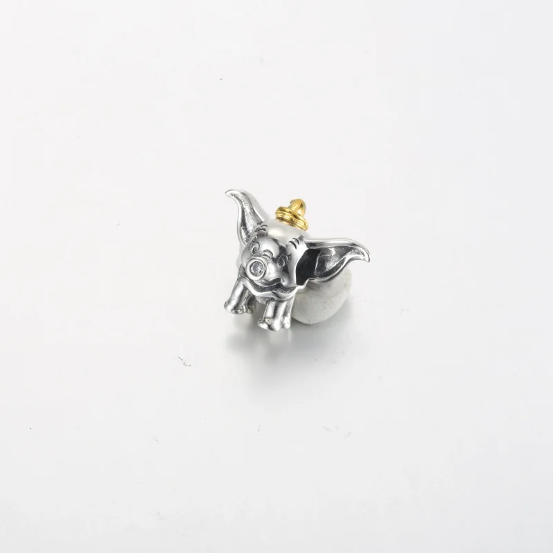 (bild till) Pandora Disney 100-årsjubileums Dumbo Charm - 792748C01 - View 2