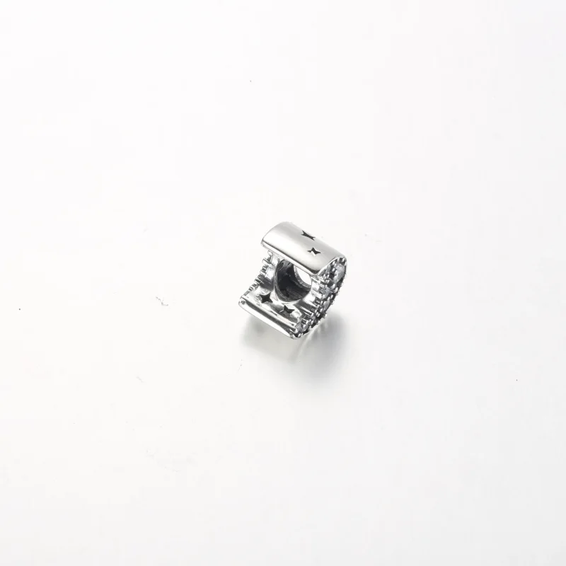 (bild till) Pandora Glittrande Månskäresymbol - 792768C01 - View 4