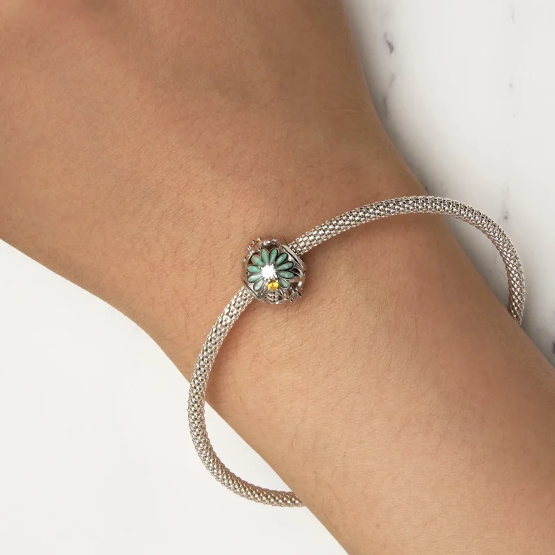 (bild till) Pandora Style Bee Daisy Charm - BSC895 - View 7