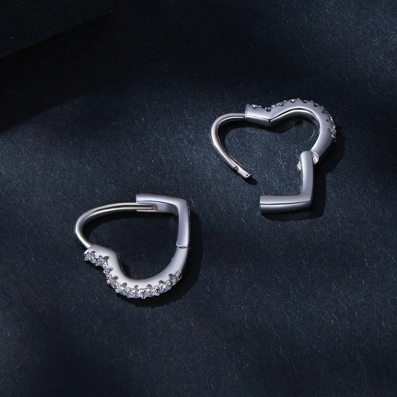 (bild till) Pandora-stil Hjärtformade Moissanite-örhängen i Ringform (Ett certifikat) - MSE0 - View 4